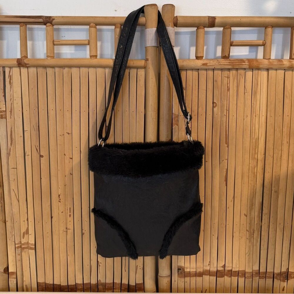 Y2K American Eagle Black Faux Leather Fur Trim Crossbody Bag Whimsigoth Purse